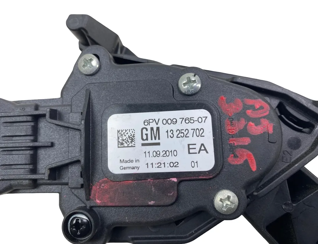 AUDI Q5 8R (2008-2017) Throttle Pedal 6PV009765-07 34756180