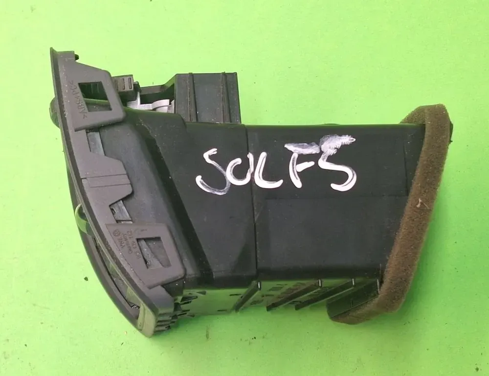 VOLKSWAGEN Golf 5 generation (2003-2009) Dashboard Air Vents 1K0819704B,1K0819710 35351886