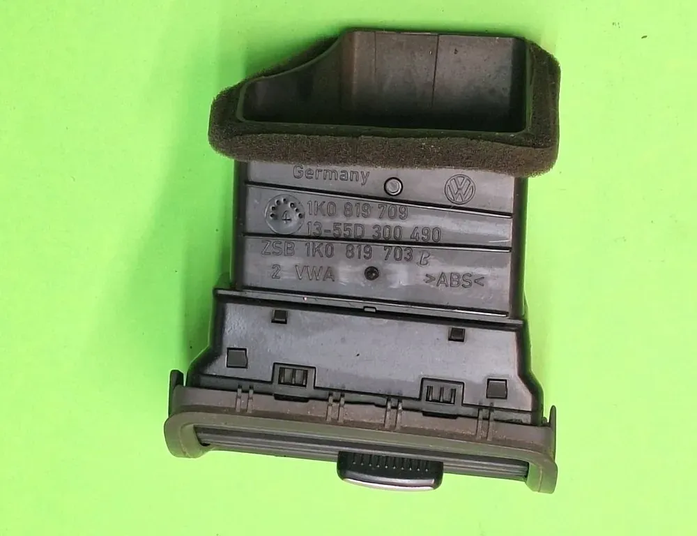 VOLKSWAGEN Golf 5 generation (2003-2009) Dashboard Air Vents 1k0819709 36012984