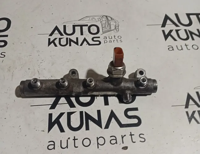 AUDI A4 B7/8E (2004-2008) Fuel Rail 059130089 34283294