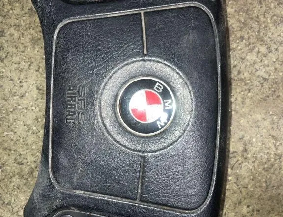 BMW 5 Series E39 (1995-2004) Steering Wheel Airbag 3310971800 33755225