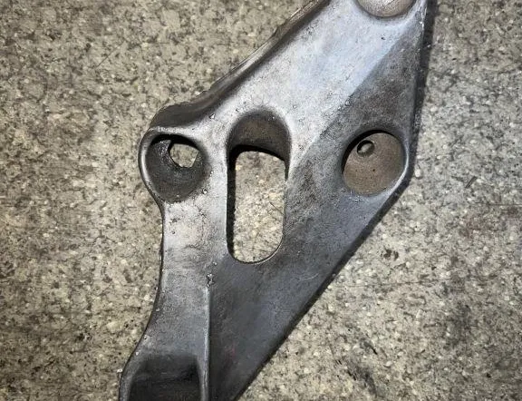 BMW 5 Series E34 (1988-1996) Left Side Engine Bracket 1133363 33759658