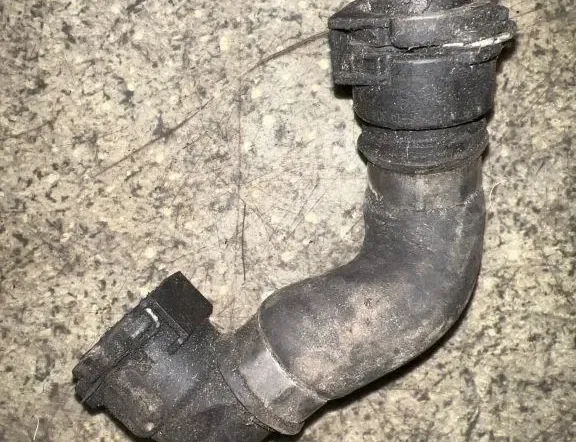 BMW 3 Series E46 (1997-2006) Coolant Hose Pipe 8375796 33962533