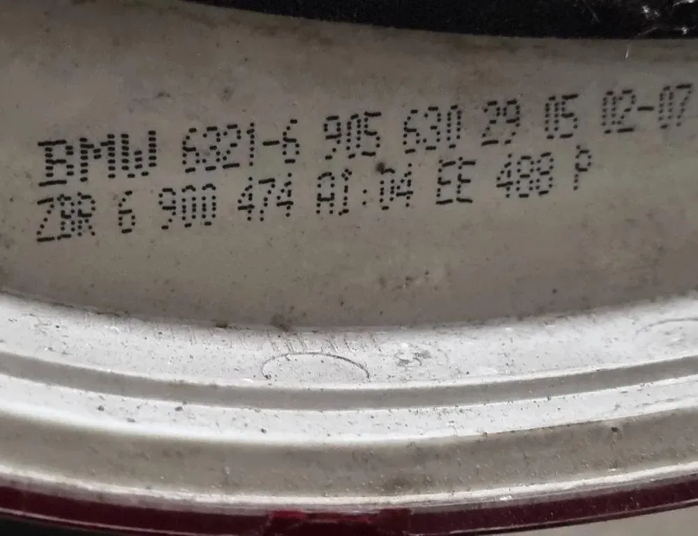 BMW 3 Series E46 (1997-2006) Rear Right Taillight Lamp 6900474,6905630 33962370