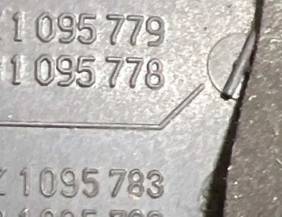 BMW 5 Series E39 (1995-2004) Steering  Mechanism Trim 1095778,1095782,1095779,1095783 33969661