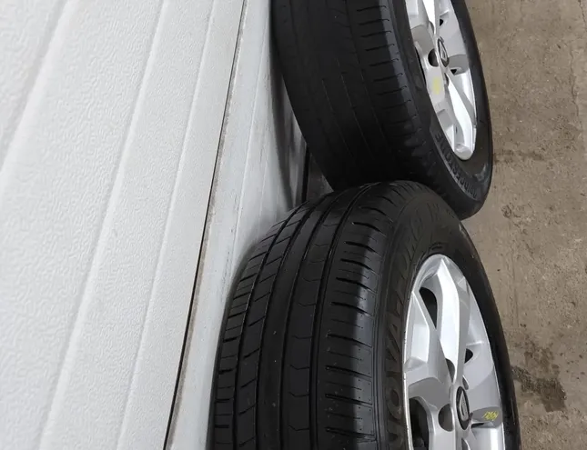 DACIA Duster 2 generation (2017-2024) Wheel Set 403006101R 34834806