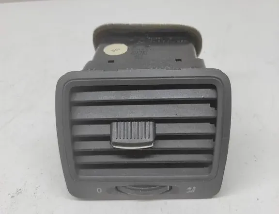 VOLKSWAGEN Golf 5 generation (2003-2009) Вентиляционные отверстия в приборной панели 1K0819710 33239598