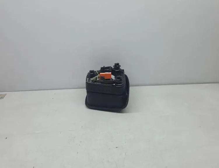 VOLVO V70 3 generation (2007-2020) Steering Wheel Airbag PA5555006 33402681