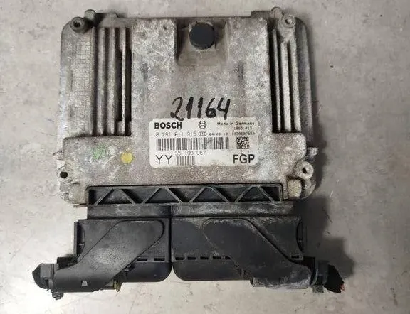 OPEL Vectra C (2002-2005) Engine Control Unit ECU 55193967 31940349
