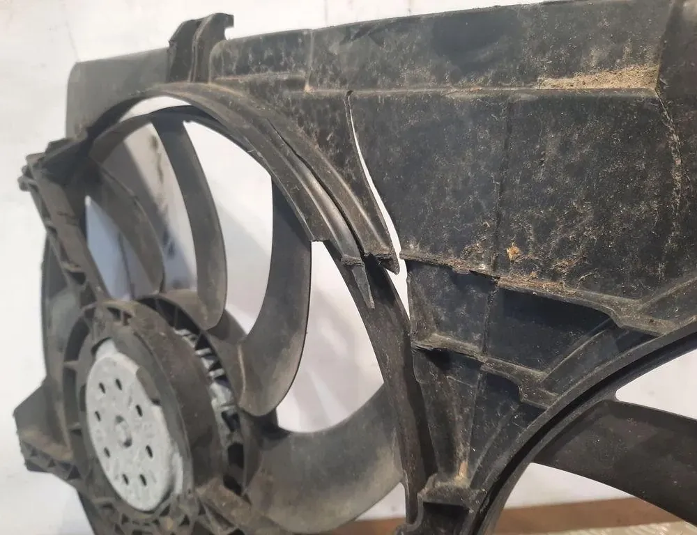 AUDI A5 Sportback 8T (2009-2011) Engine Cooling Fan Radiator 8K0121003M 33407205