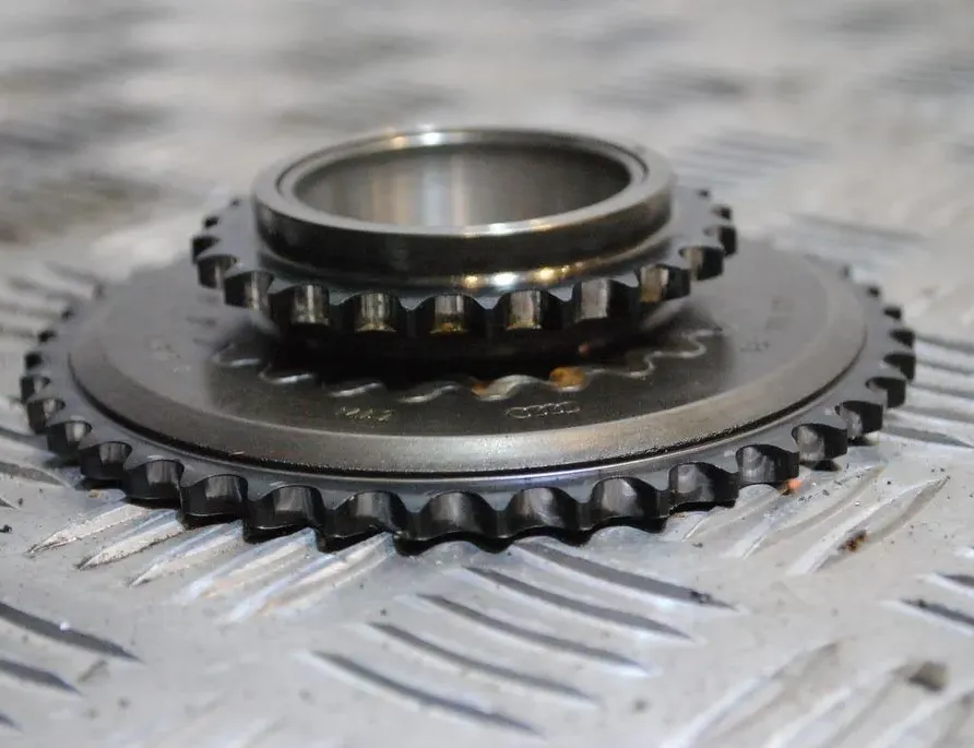 AUDI Q5 8R (2008-2017) Распределитель промежуточная шестерня 06E109077E 33410402