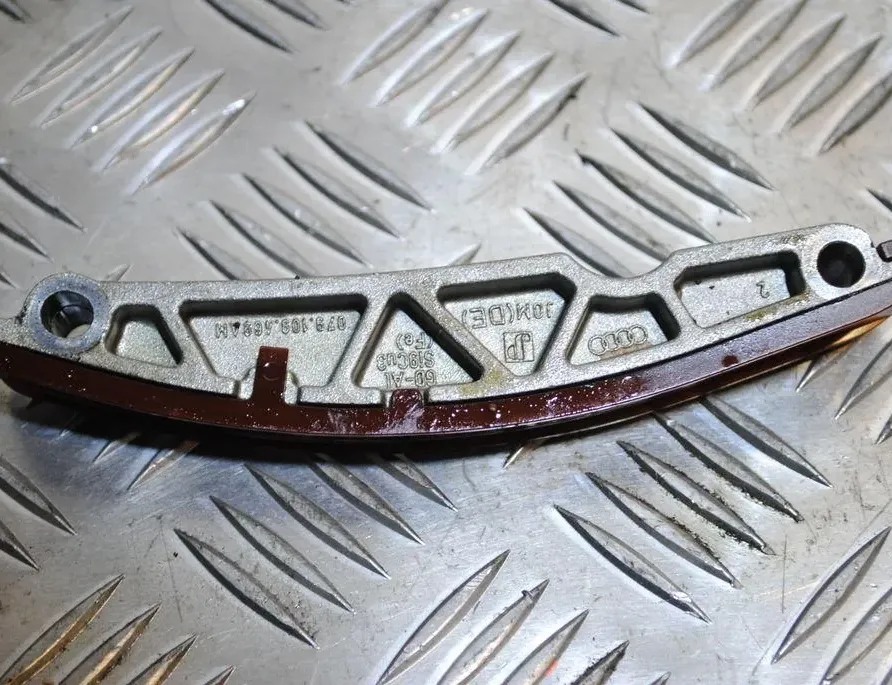 AUDI Q5 8R (2008-2017) Рукава натяжителя цепи 079109469AM 33410457