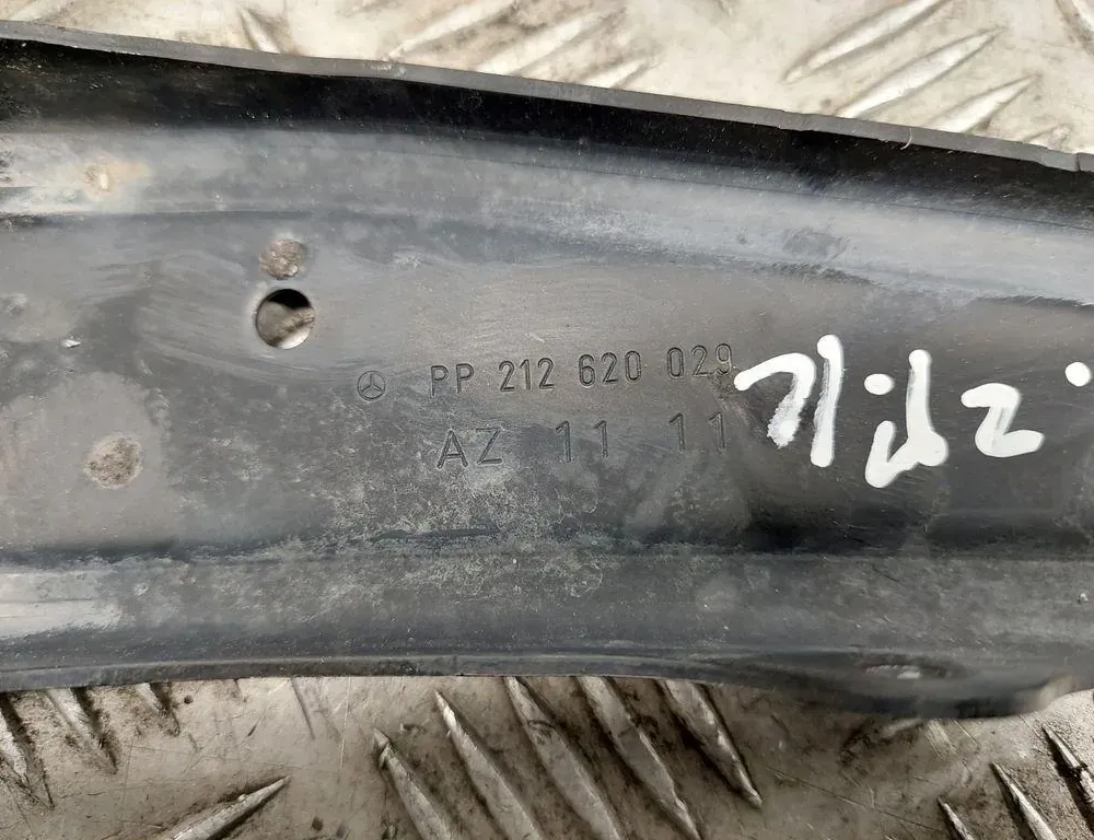 MERCEDES-BENZ CLS-Class C218/X218 (2011-2017) Left Headlight Bracket Mount PP212620029 33432994