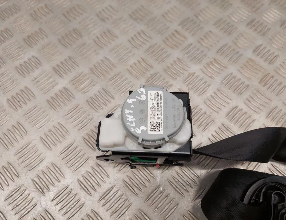 PORSCHE Cayenne 958 (2010-2018) Ремень безопасности задний правый 7P0857806B 33435436