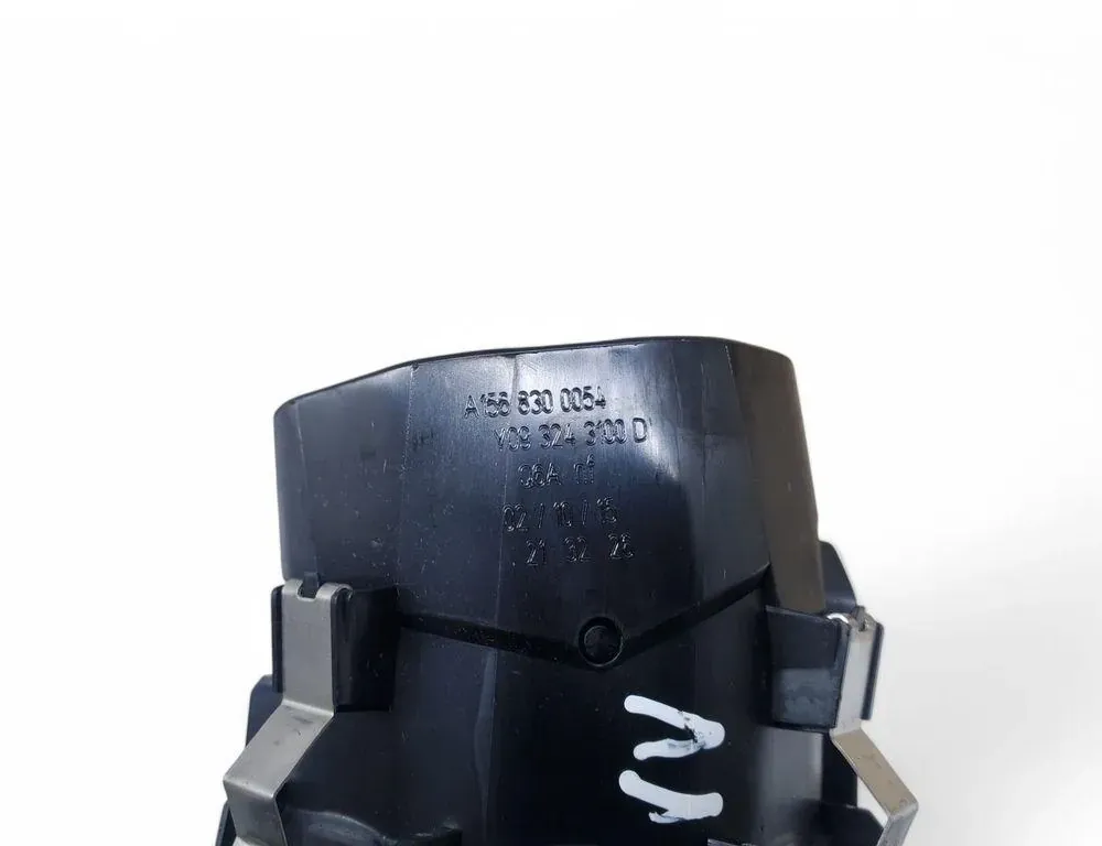 MERCEDES-BENZ GLA-Class X156 (2013-2020) Вентиляционные отверстия в приборной панели A1568300054 33454632