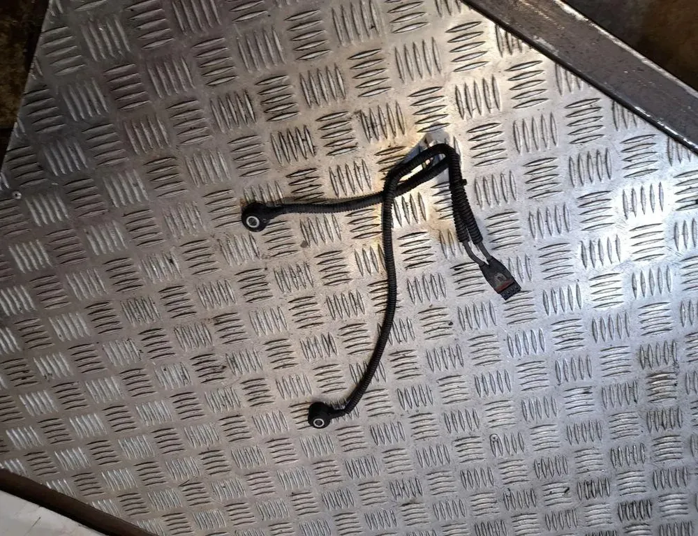 BMW X5 E70 (2006-2013) Knock Sensor 7566786 33485501