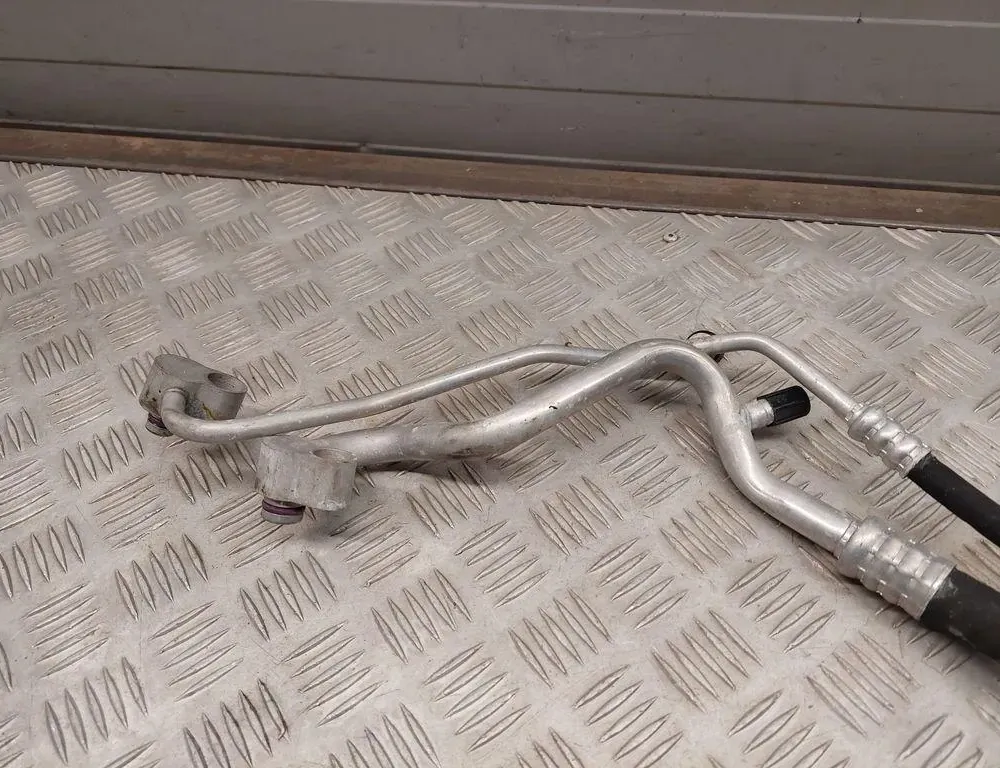 AUDI A8 D2/4D (1994-2002) AC Hose Pipe 4H1260713S 33487433