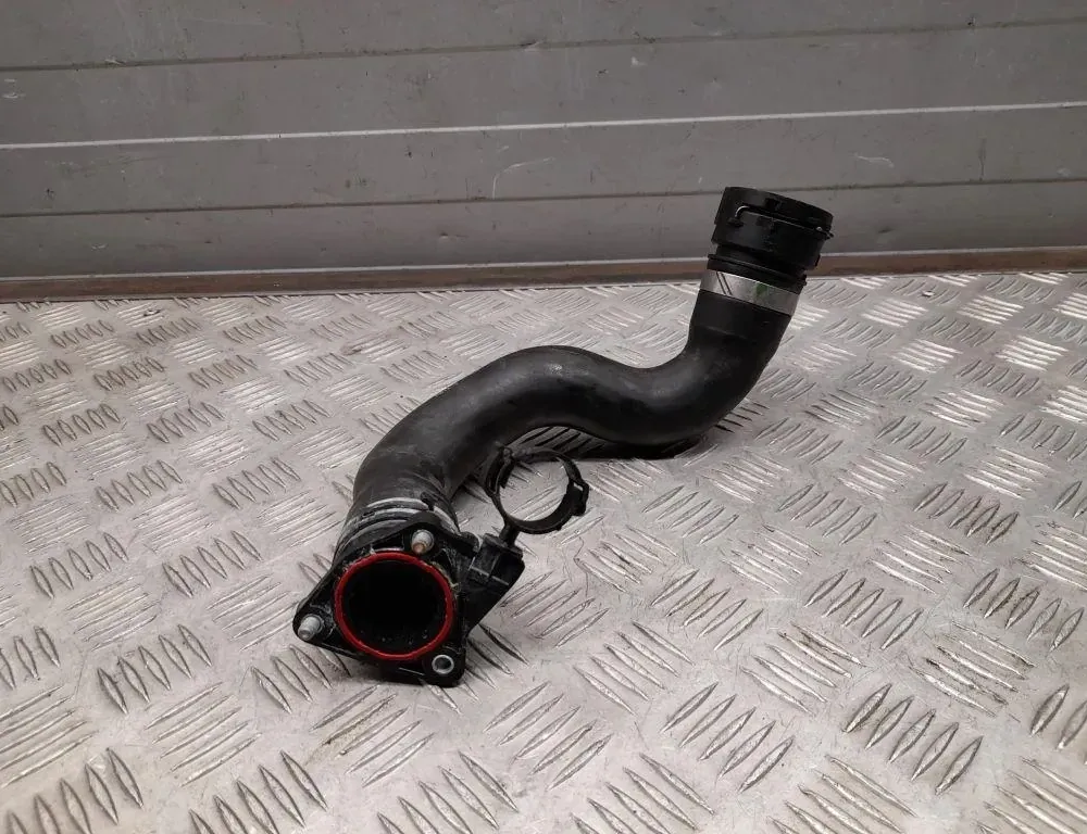 AUDI A8 D2/4D (1994-2002) Coolant Hose Pipe 4H0121101AD 33488113