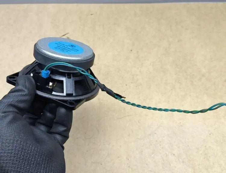 BMW 1 Series E81/E82/E87/E88 (2004-2013) Передн. пр. колонка в двери 6930902,61928910 33158120