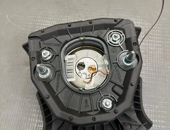 VOLVO S80 2 generation (2006-2020) Steering Wheel Airbag PA55270060 33144521