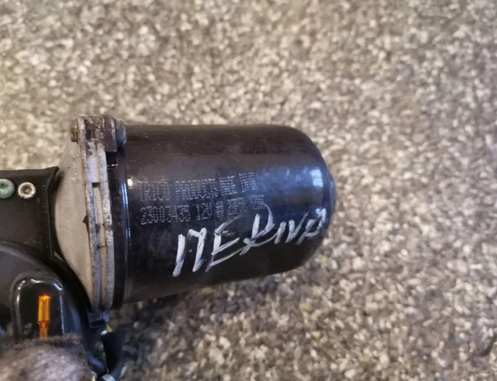 OPEL Ampera Двигатель стеклоочистителей 93390344 33846321