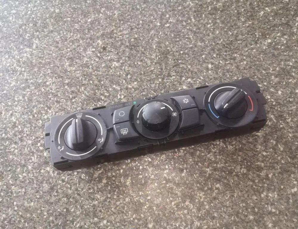 BMW 3 Series E90/E91/E92/E93 (2004-2013) Other Control Units 6988064 33852235