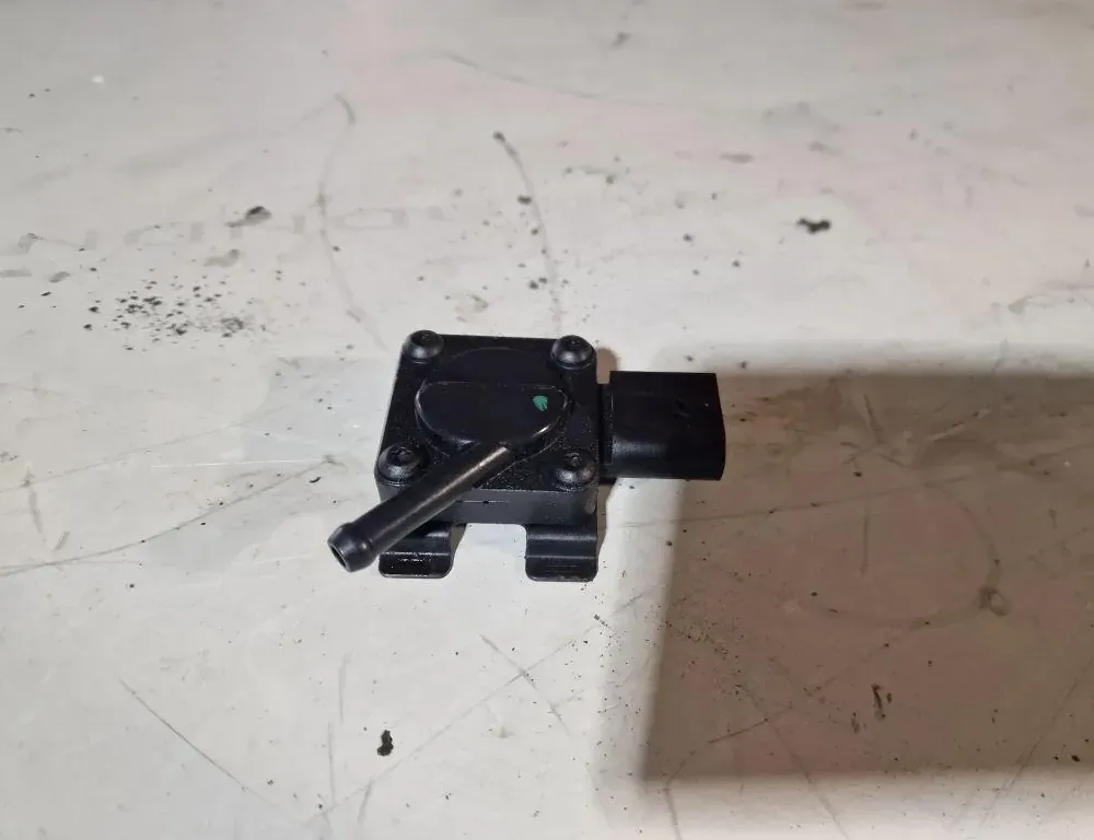 BMW 5 Series E60/E61 (2003-2010) MAP Sensor 7789219 33877421