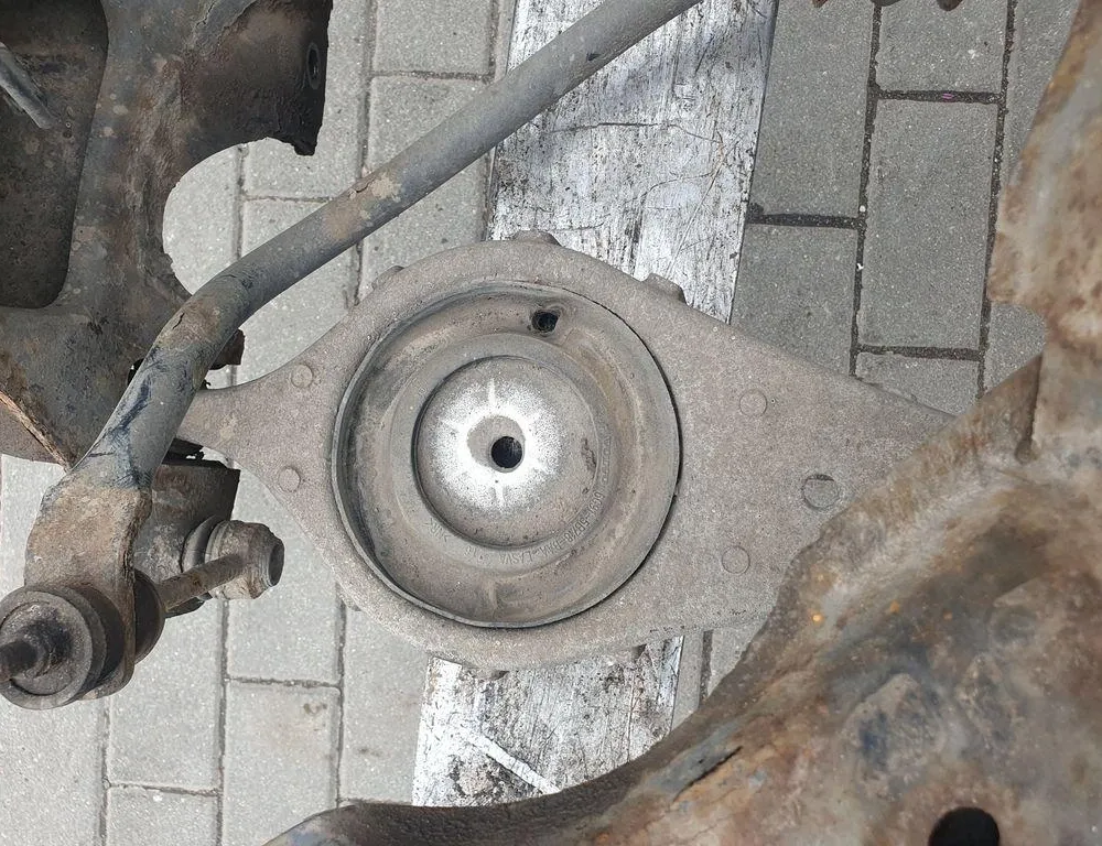 VOLVO XC60 1 generation (2008-2017) Rear Subframe 33883079