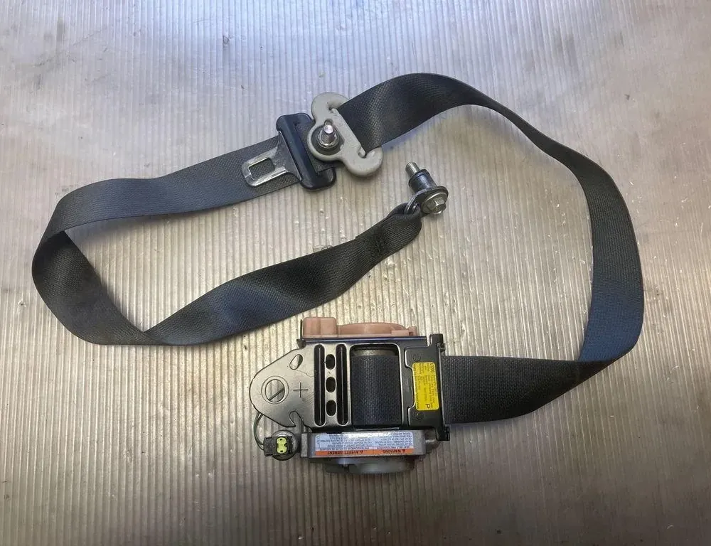 SUZUKI Grand Vitara 2 generation (2005-2014) Front Left Seatbelt 11282006,8492065J0 35460010