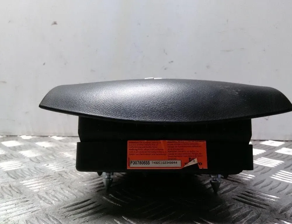 VOLVO S80 2 generation (2006-2020) Steering Wheel Airbag P30780655 28383155