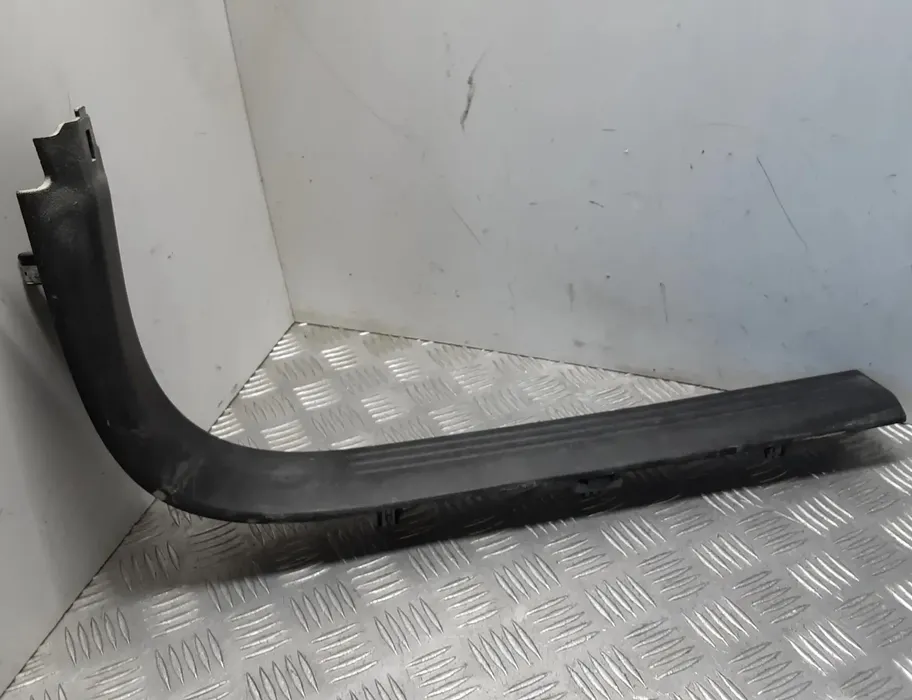 VOLVO V40 2 generation (2012-2020) Front Right Sill Trim 31267988 28409819