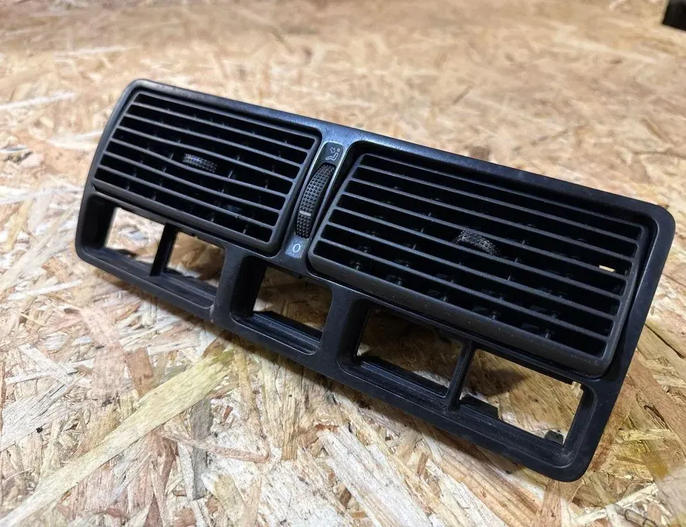 VOLKSWAGEN Golf 4 generation (1997-2006) Center console air vents 1J0819736C,1J0819734B,1J0819728C 36093438
