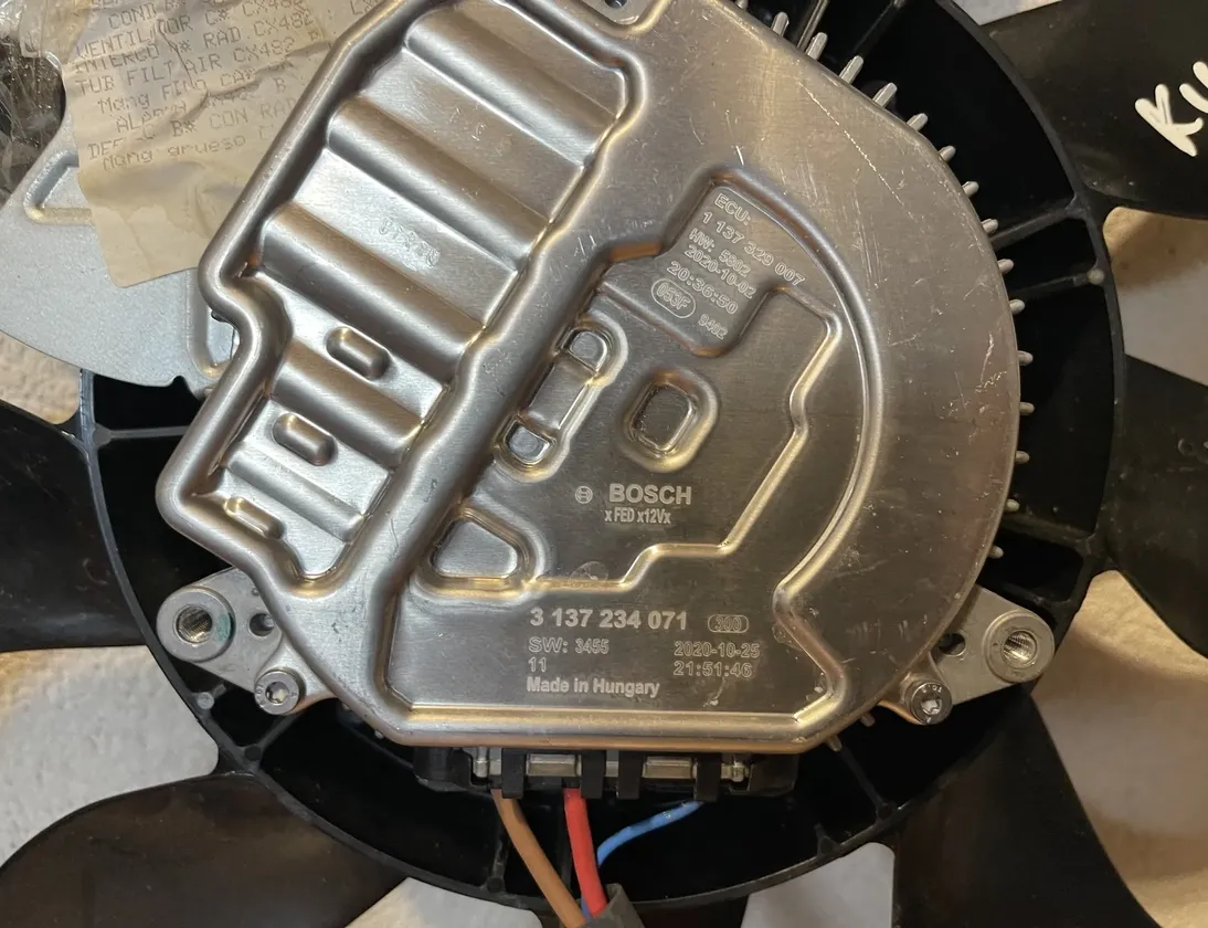FORD Kuga 3 generation (2019-2023) Diffuser Fan 3137234071,LJ6H19D567AD,3136613485 14460935