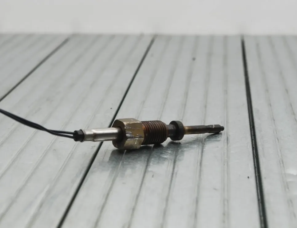 PEUGEOT 3008 1 generation (2010-2016) Exhaust gas temperature sensor 9677671280 11330138