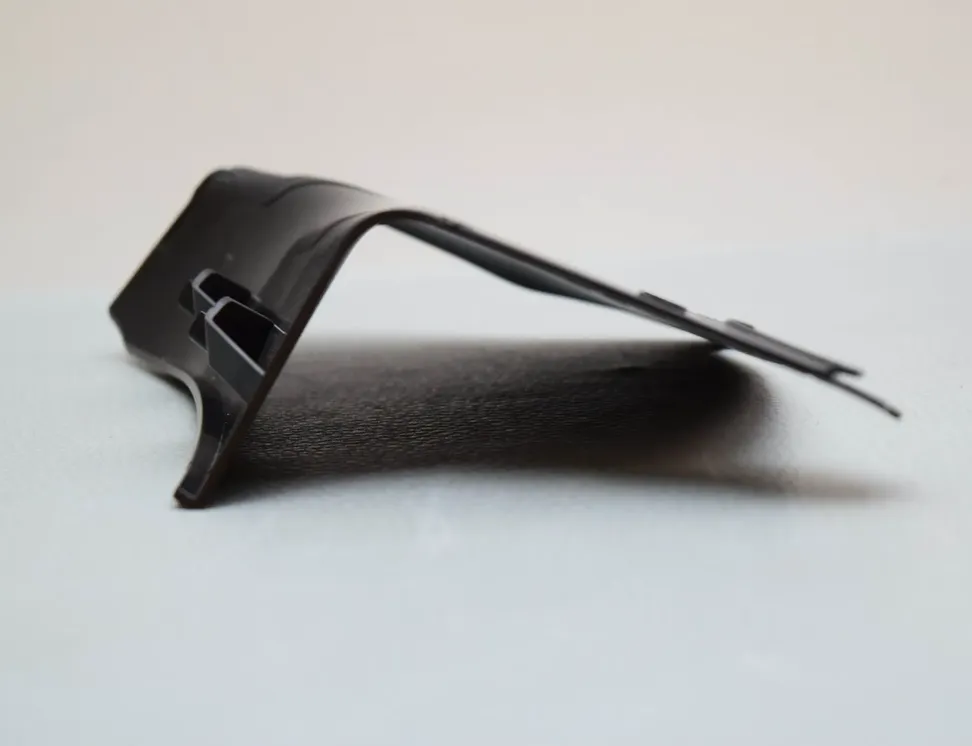 PORSCHE Macan 1 generation (2013-2023) Облицовка заднего правого фонаря 95B945309F 30336952