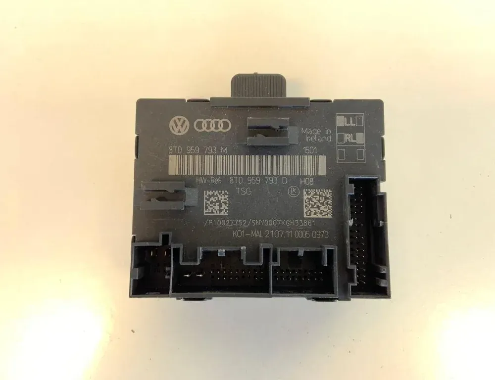 AUDI A4 B8/8K (2011-2016) Rear Left Door Control Unit 8T0959793D 33769699