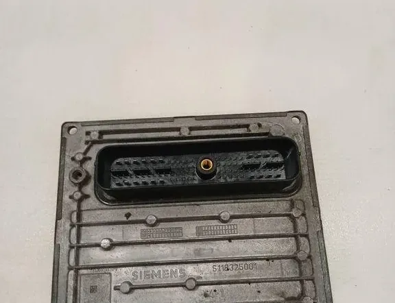 FORD Fiesta 5 generation (2001-2010) Engine Control Unit ECU 6S6112A650FF 35411257