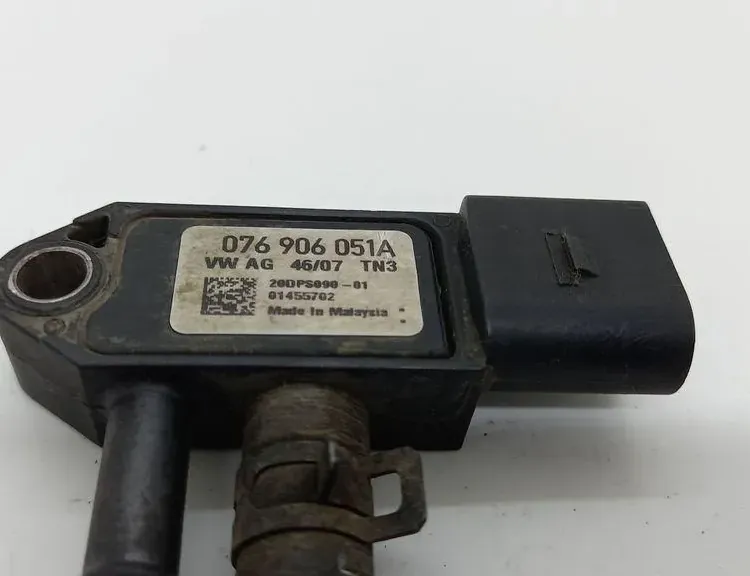 VOLKSWAGEN Transporter T5 (2003-2015) DPF Pressure Sensor 076906051A 33251779