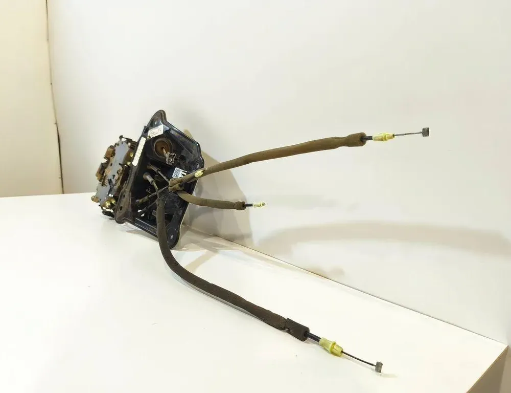 CHRYSLER Pacifica 2 generation (RU) (2016-2023) Right Side Sliding Door Lock 68234560A 33394498