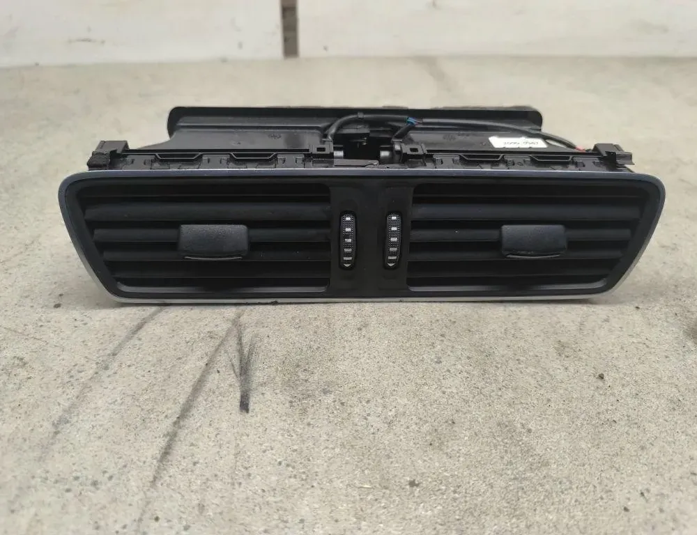 VOLKSWAGEN Passat B7 (2010-2015) Dashboard Air Vents 3AB819728A 34247029