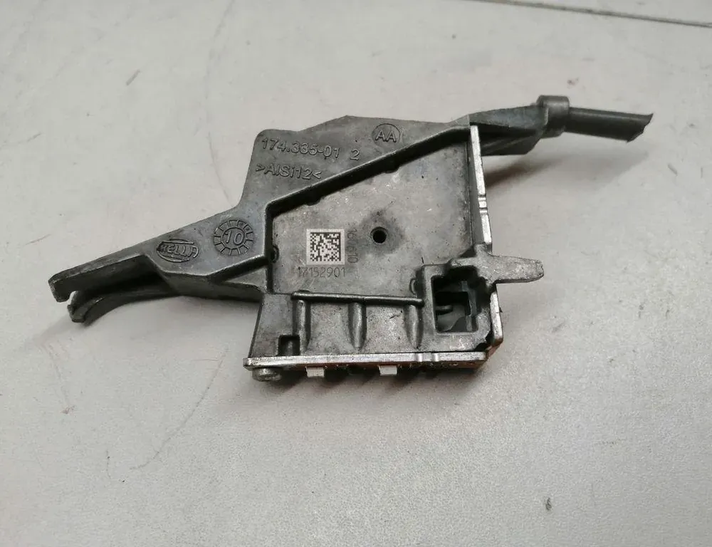 BMW 5 Series F10/F11 (2009-2017) Блок света 174335012,17433501 34230214