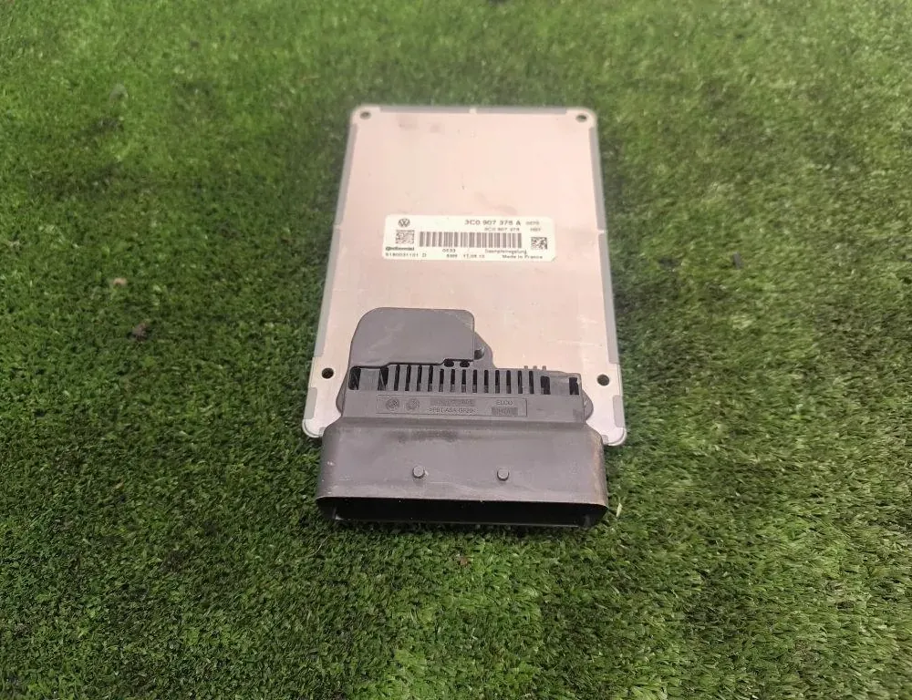 VOLKSWAGEN Passat B6 (2005-2010) Active suspension control unit 3C0907376 34245878