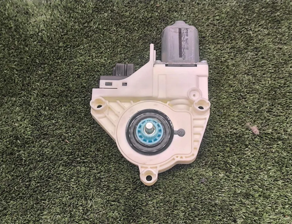 AUDI A4 B8/8K (2011-2016) Rear Right Door Window Control Motor 1101965577100,8K0959812 34246951