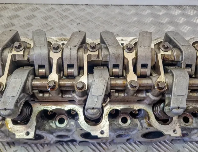 MERCEDES-BENZ SL-Class R129 (1989-2001) Engine Cylinder Head Right Side A1130102120,A1130503701,1130503701,A1130161701 31704408