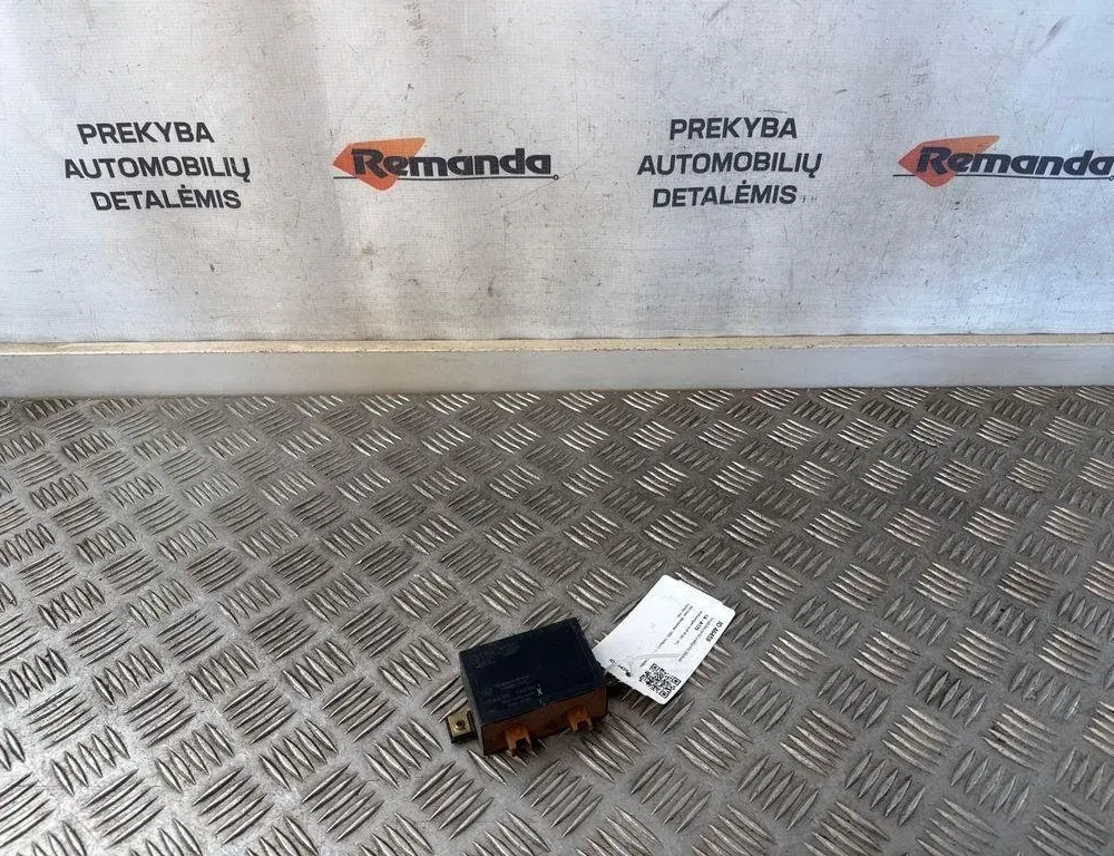 VOLKSWAGEN Golf 3 generation (1991-1998) Immobiliser control unit 1H0953257B 31580654