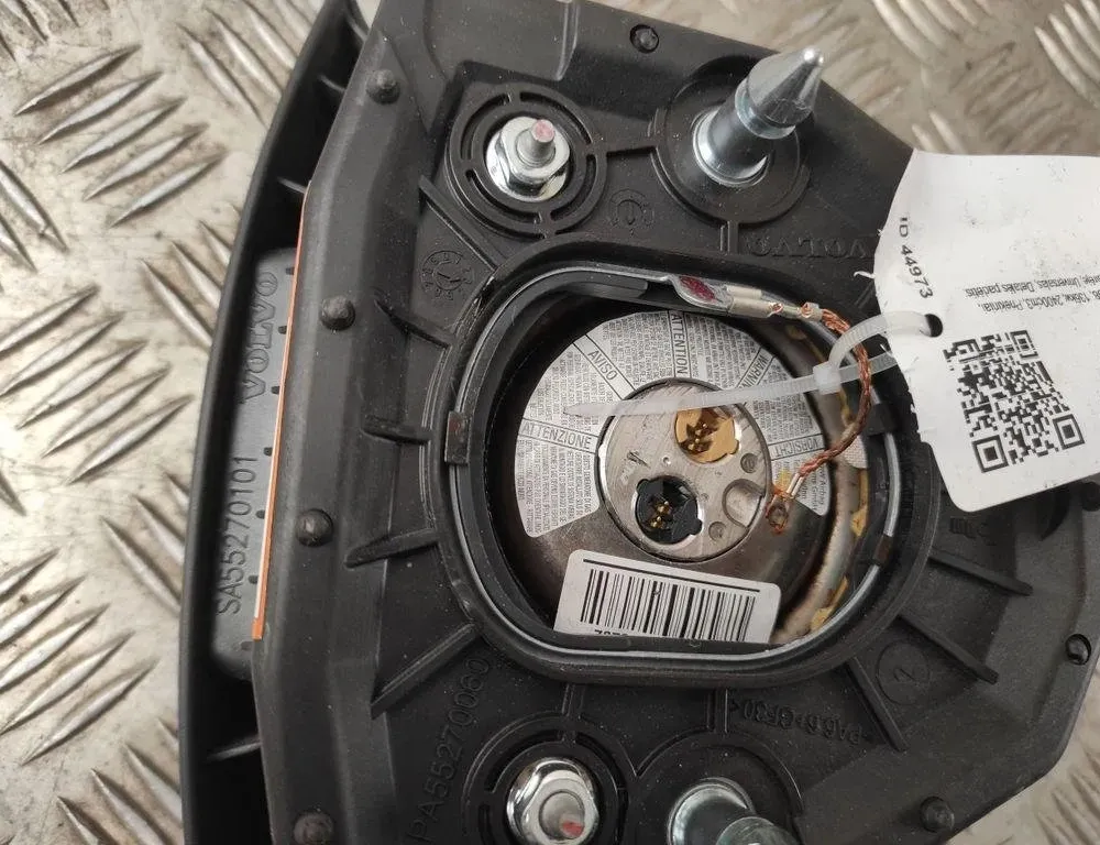VOLVO V70 3 generation (2007-2020) Подушка безопасности руля P30721996 31589581
