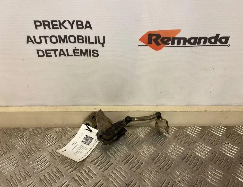 BMW 3 Series E90/E91/E92/E93 (2004-2013) Front Left Level Sensor 6785205 31611724