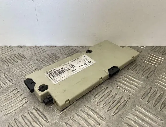 BMW 5 Series F10/F11 (2009-2017) Bootlid Antenna Amplifier 9229007 21449460
