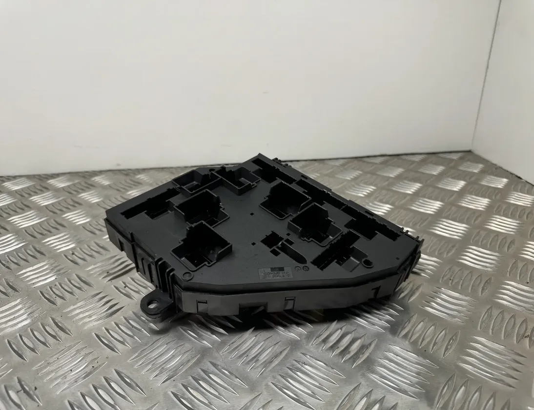 BMW 7 Series F01/F02 (2008-2015) Fuse box 9264924 26853968