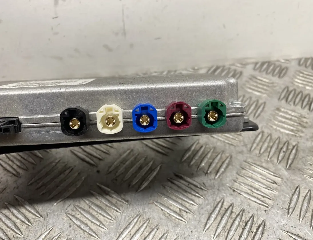 BMW 7 Series F01/F02 (2008-2015) МОДУЛЬ УПРАВЛЕНИЯ ВИДЕО 9350997 27212057